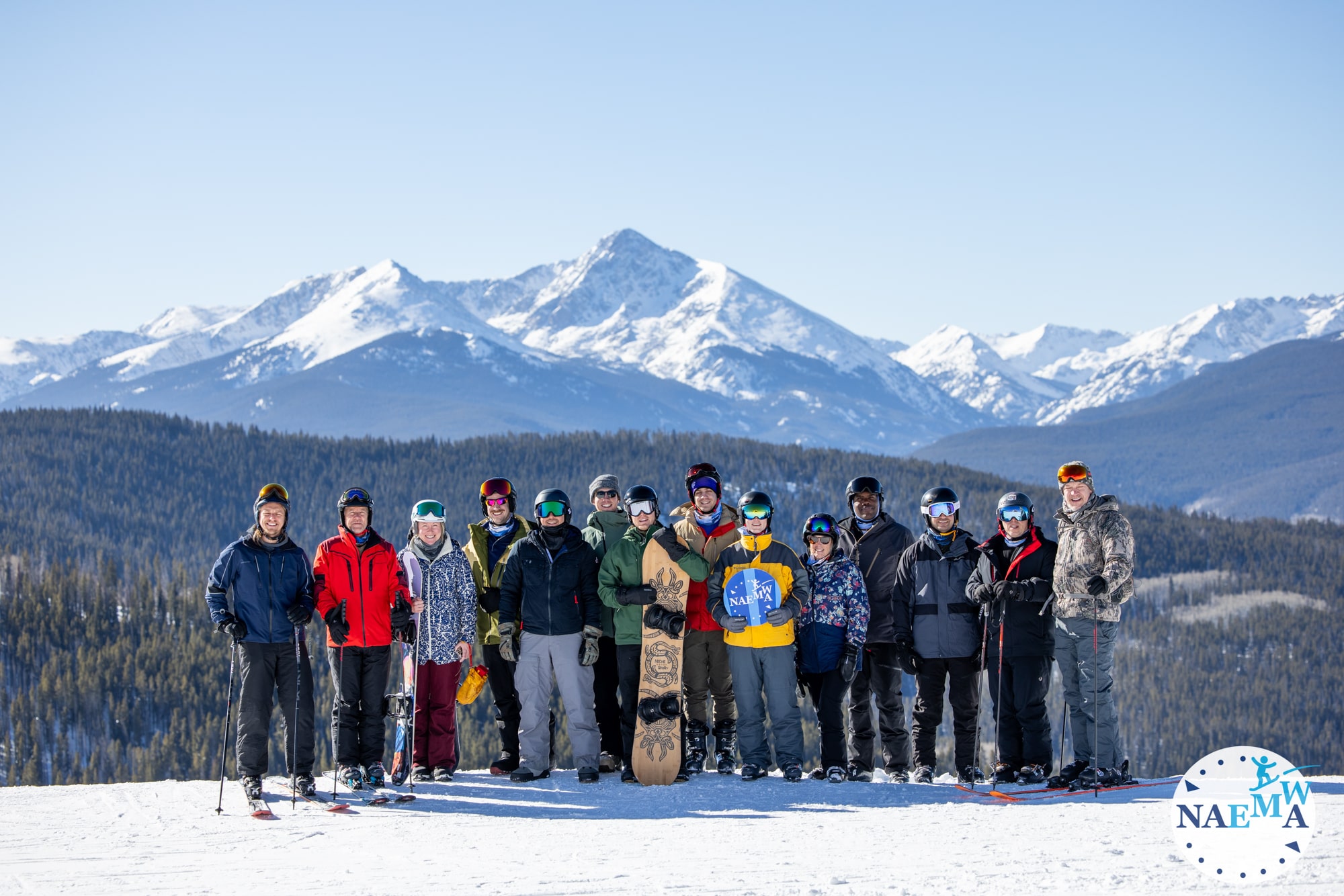 Skiing-13_Photo_Zach_Mahone-min
